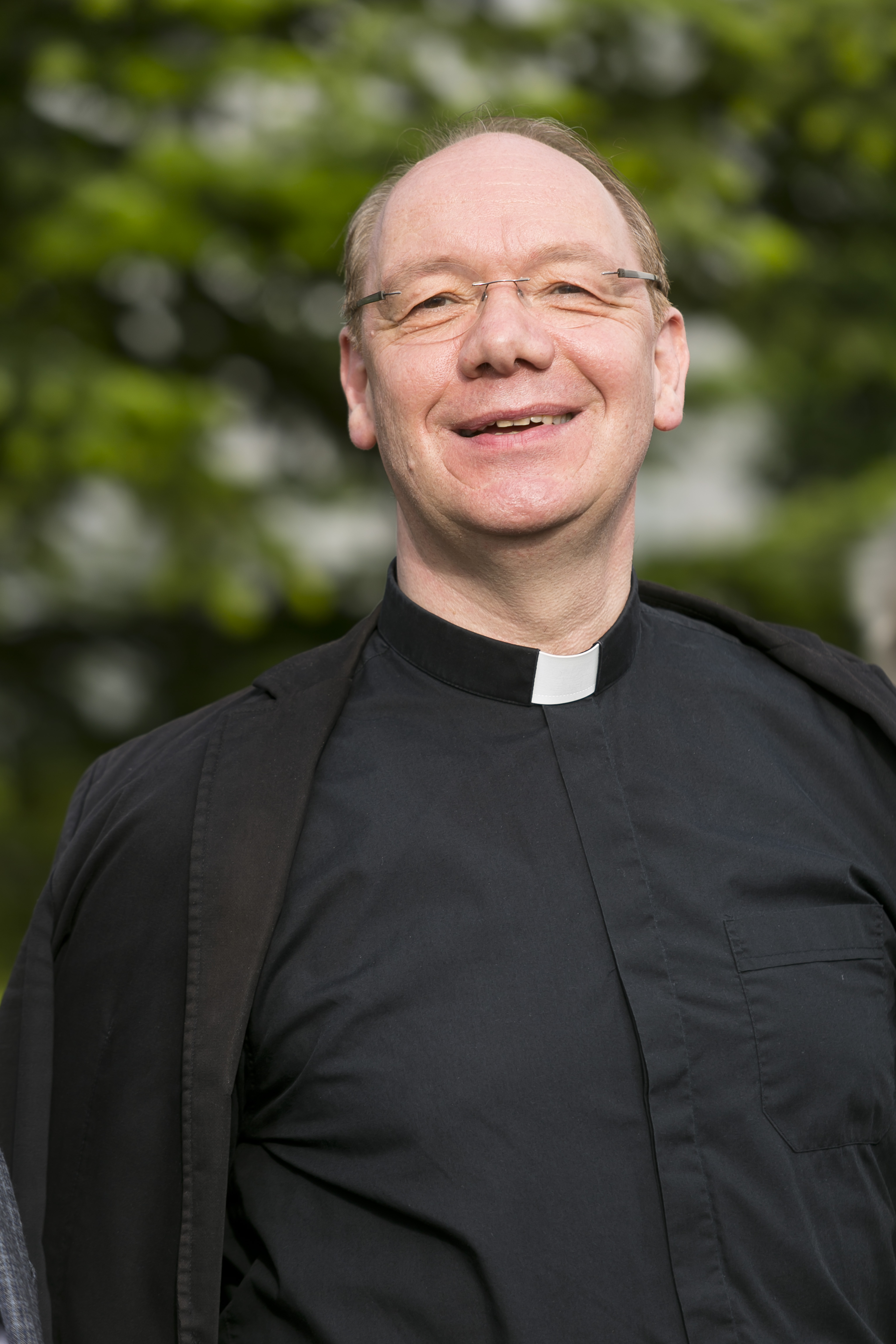 Hohenems  am 25.5.2024   Firmung in der St. Konrad Kirche, Dompfarrer Fabian Jochum spendete das heilige Sakrament der Firmung.